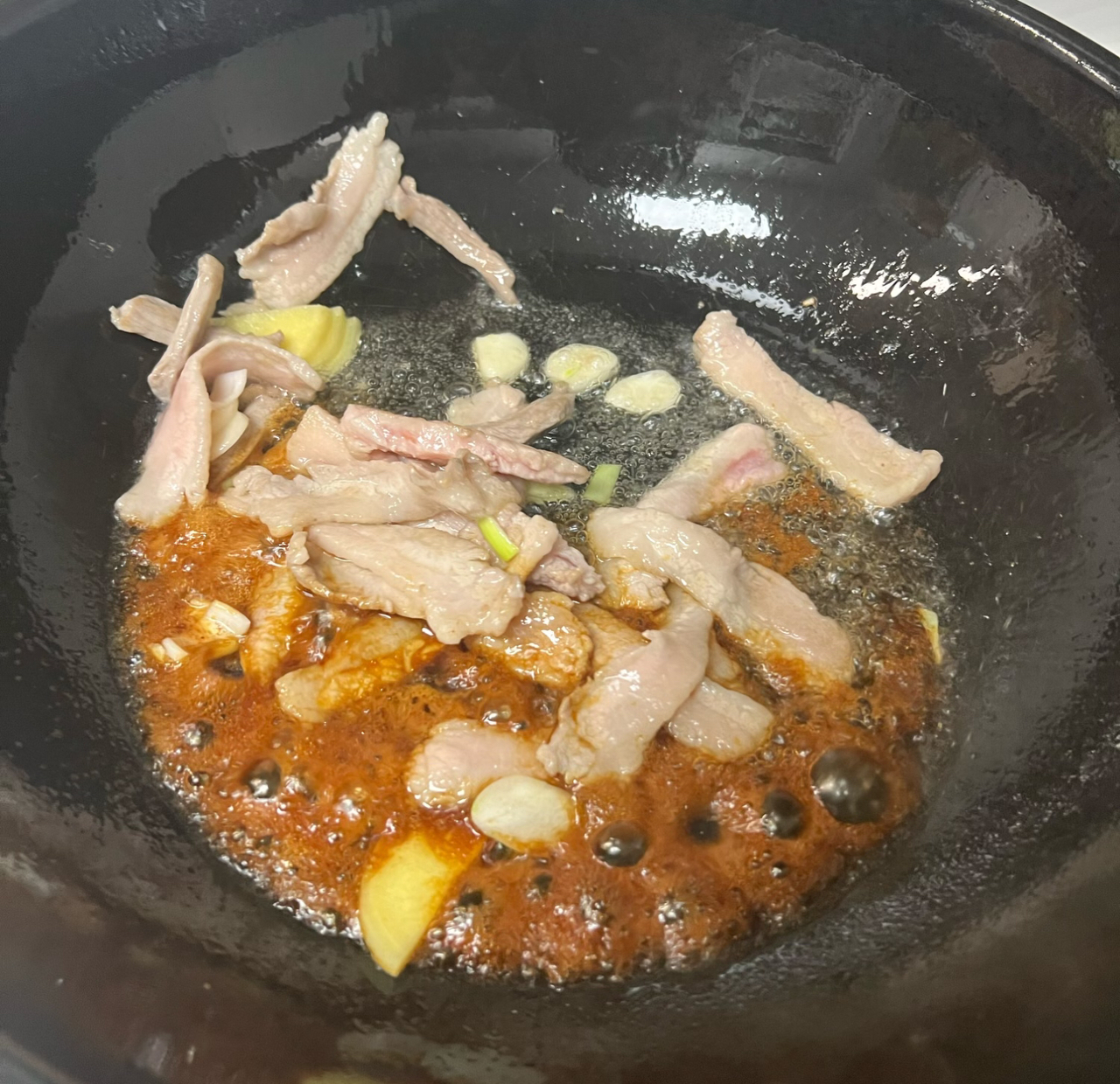 肉片炒红蘑菇的做法 步骤8