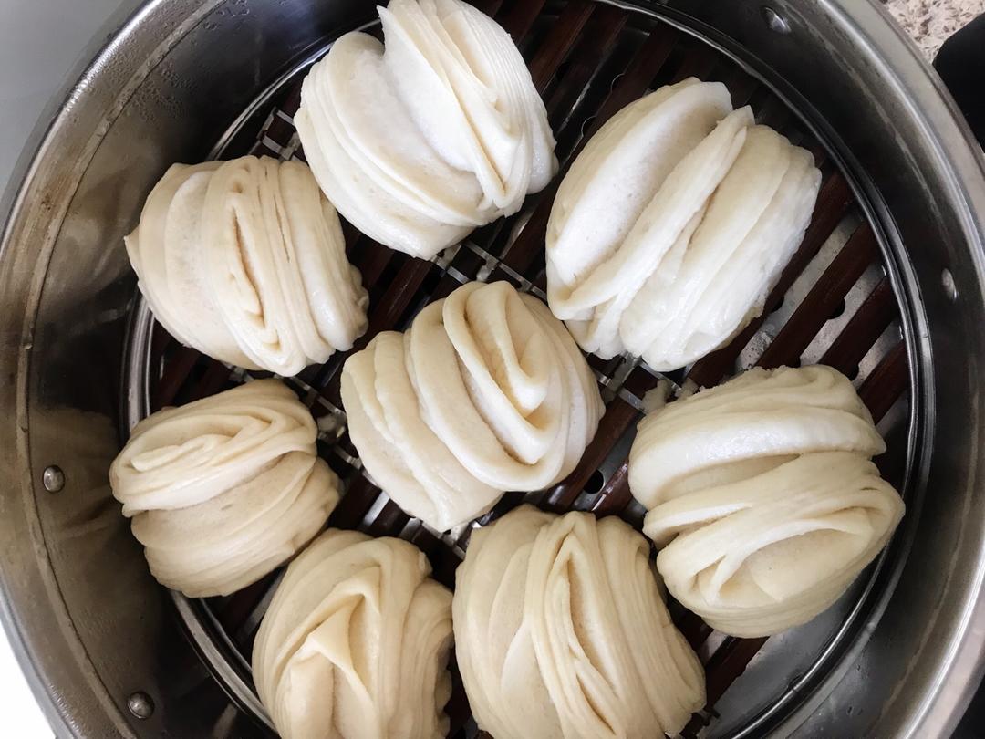 快手发面大花卷（含和面、揉面手法）