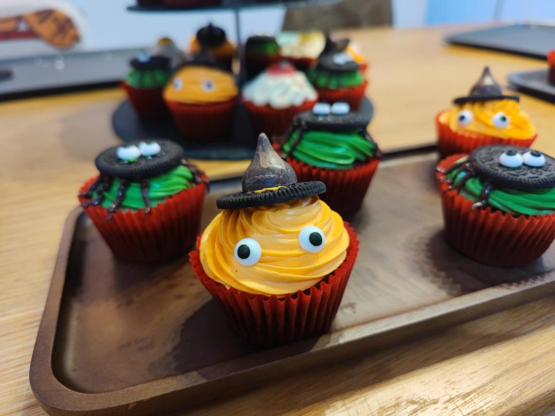 万圣节鬼怪蛋糕 超软巧克力马芬/阿猪烘焙视频：特别篇