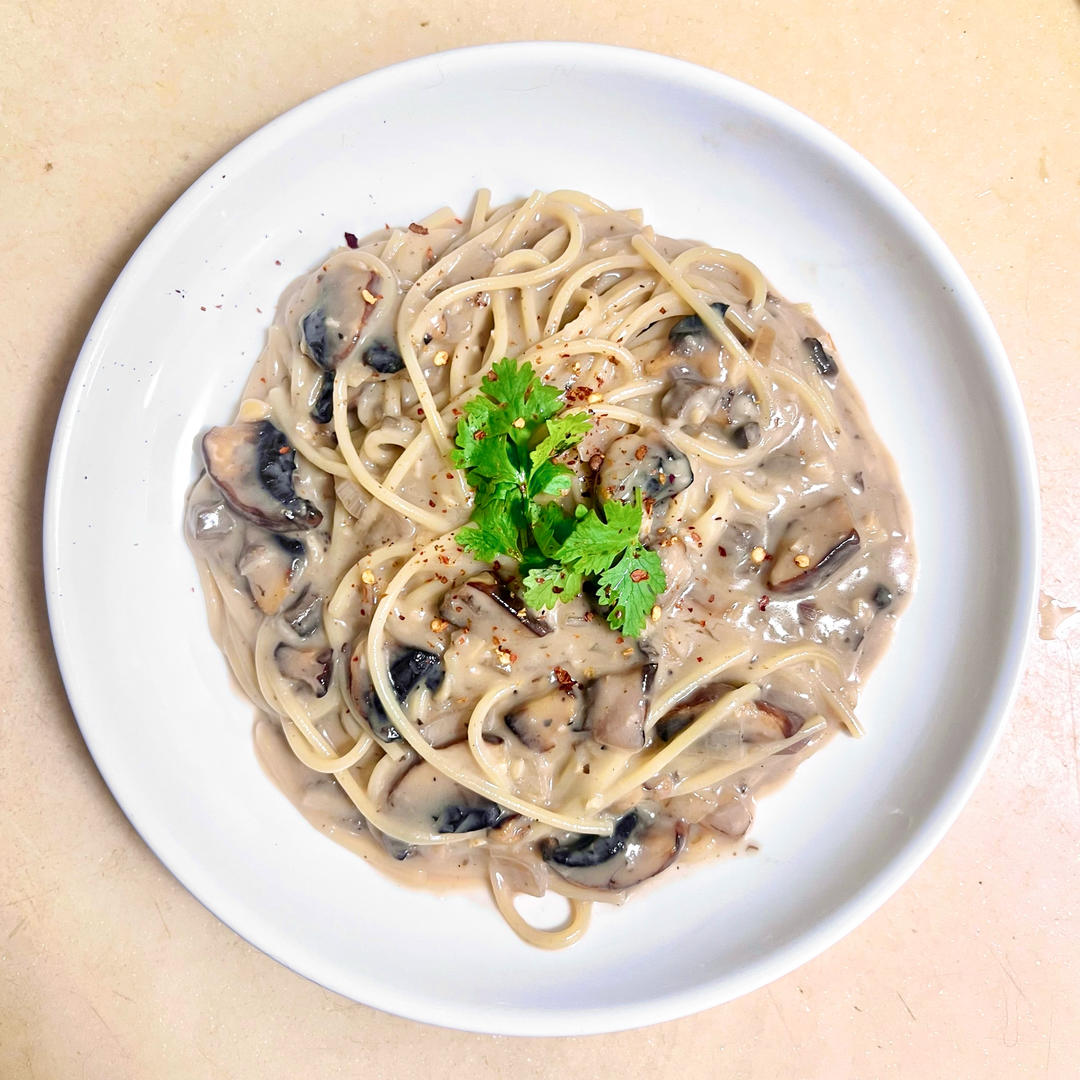 奶油鸡肉蘑菇意大利面 Cream of Mushroom Chicken Pasta