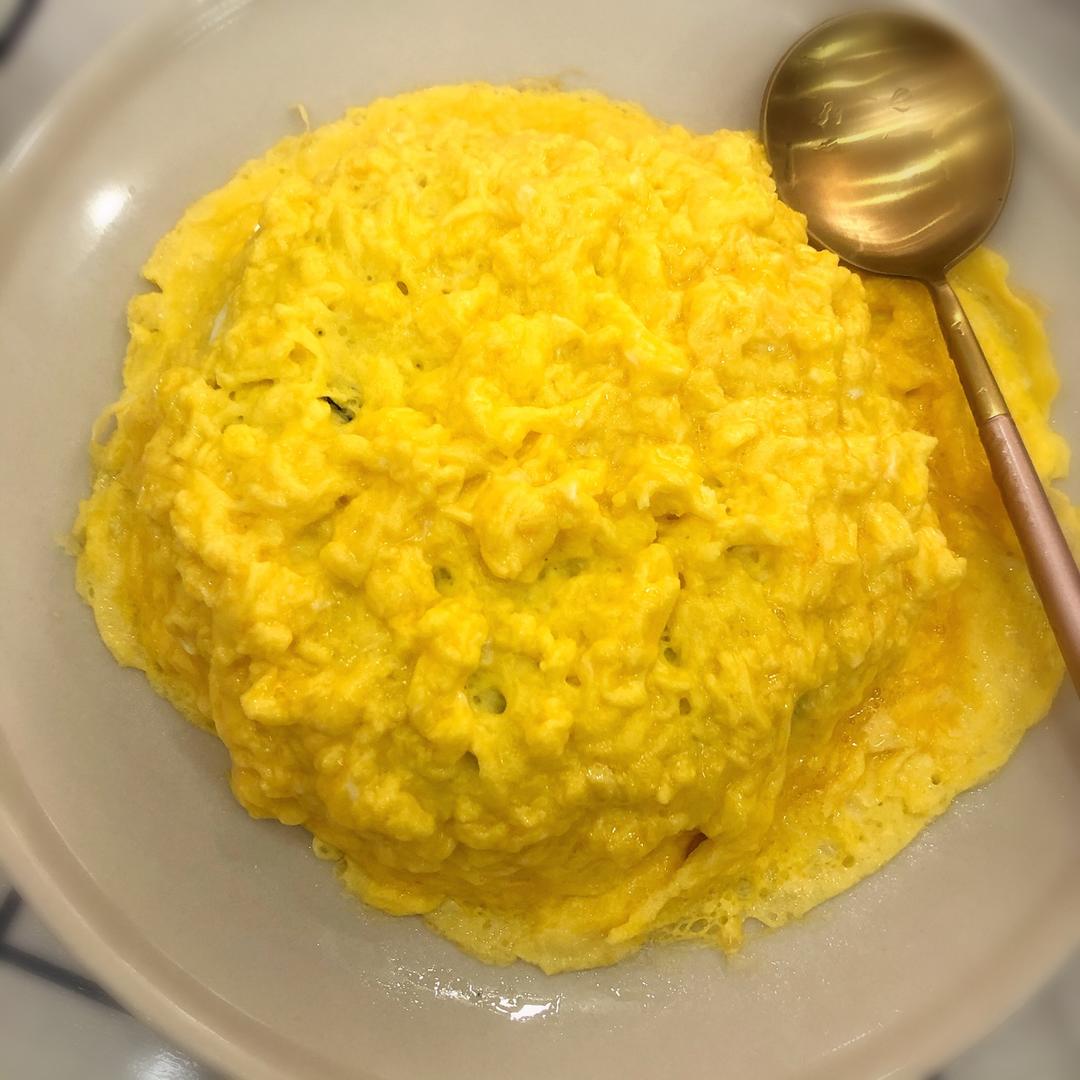 手把手教你做—日式流心蛋包饭（详细视频教程）