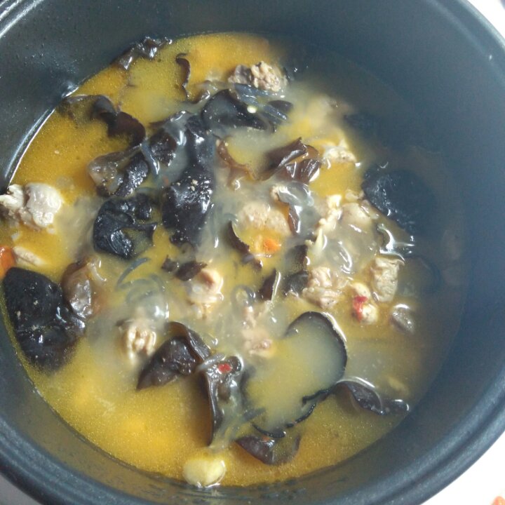 木耳炖鸡
