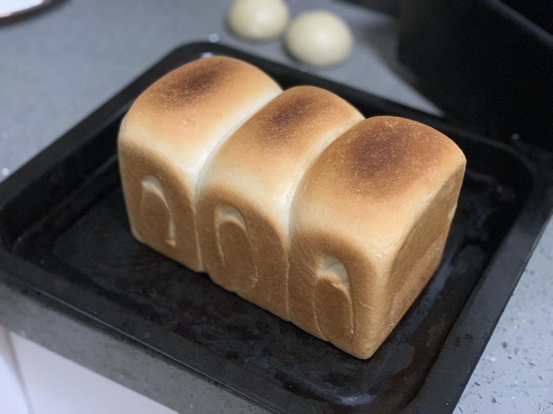 绵绵绵吐司（金大旺）