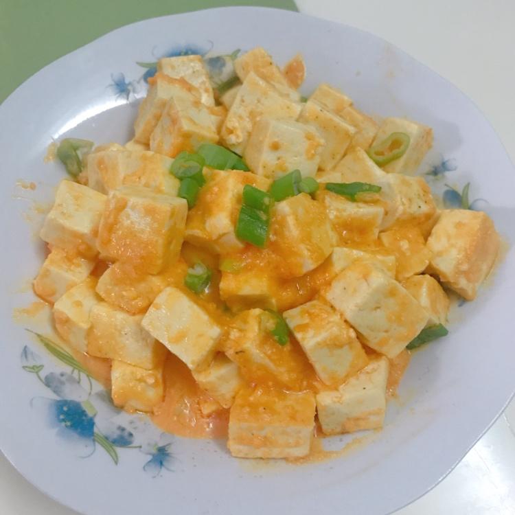 咸蛋黄豆腐