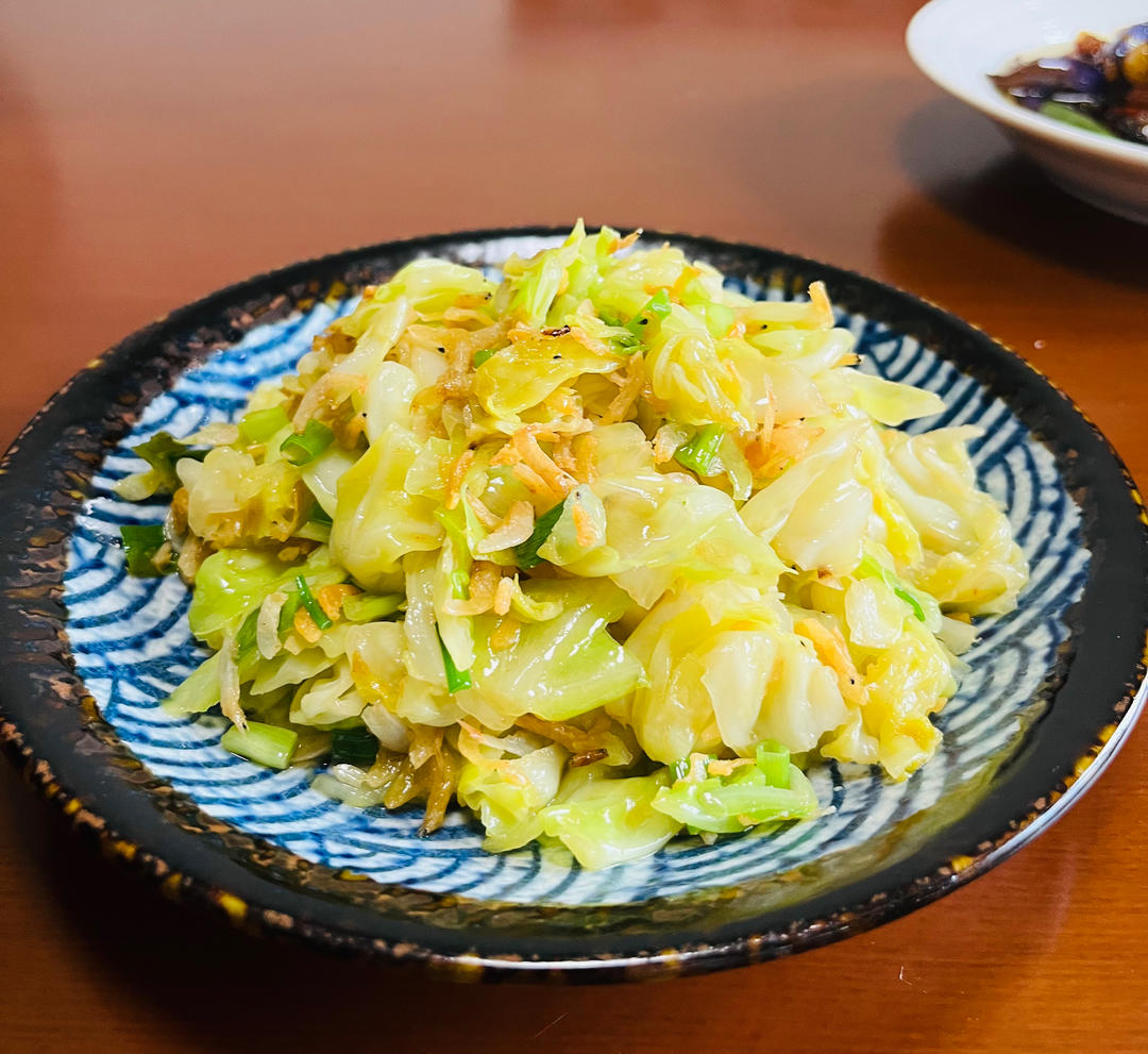 手撕包菜心炒虾皮