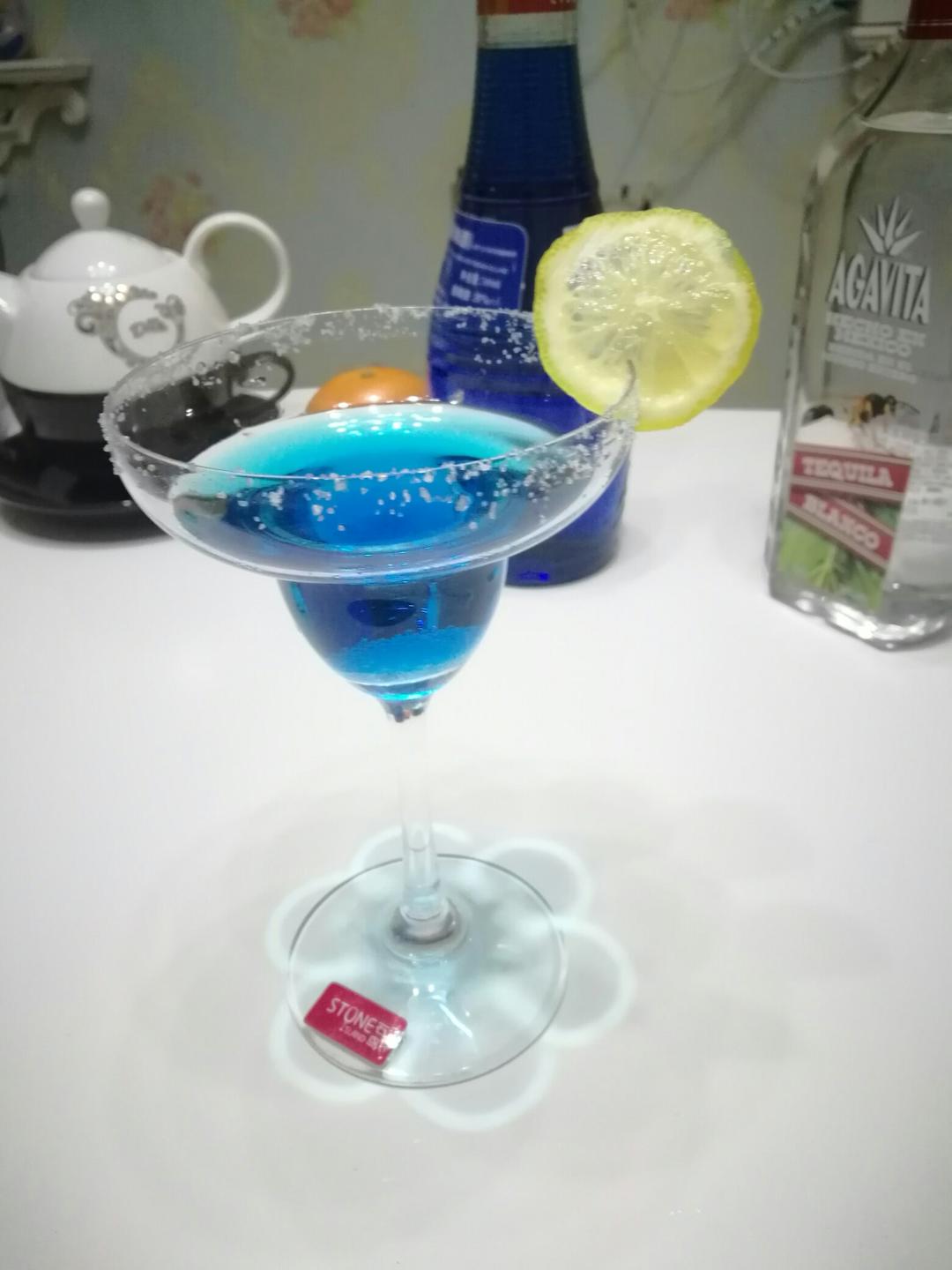 蓝色玛格丽特