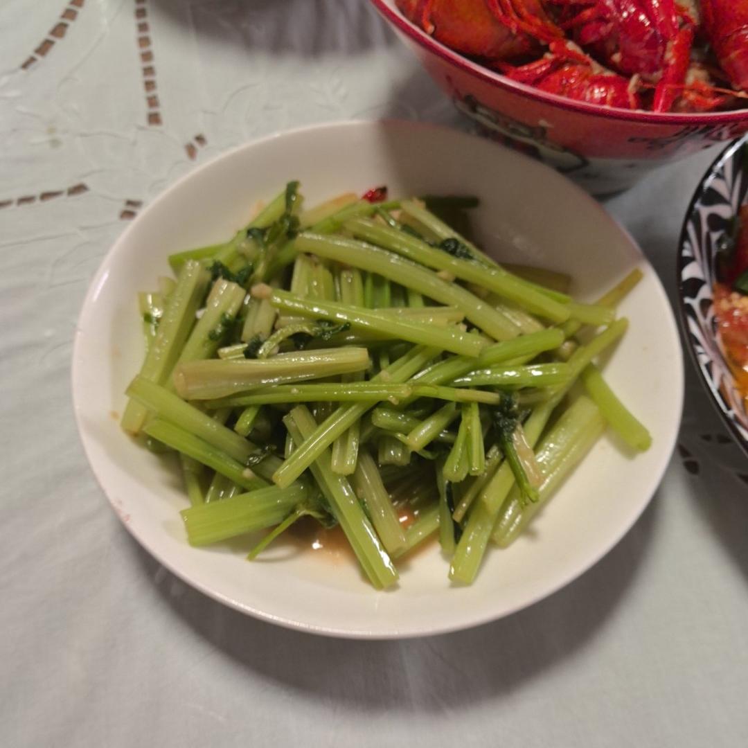 素炒芹菜