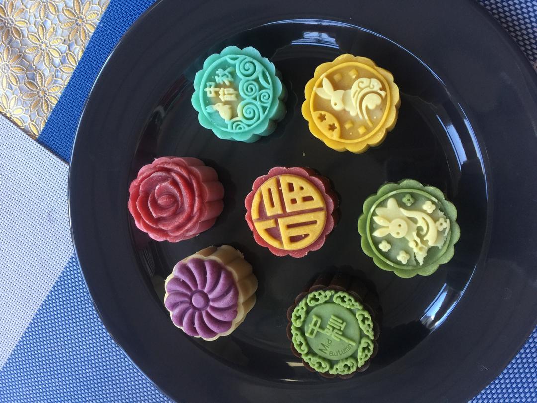 彩色桃山皮月饼