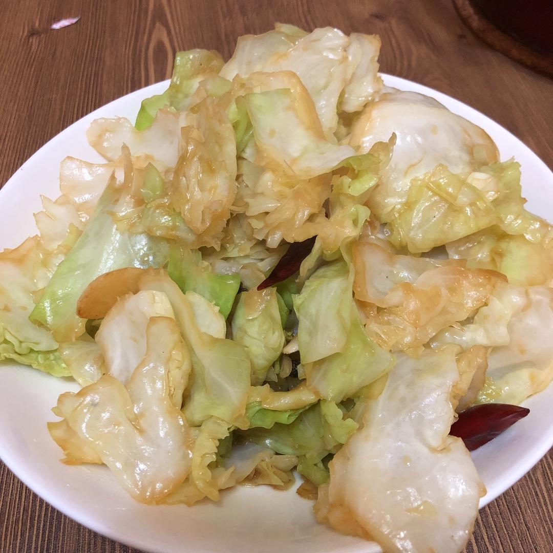 厨师长教你：“手撕包菜”的家常做法,简单又不失美味