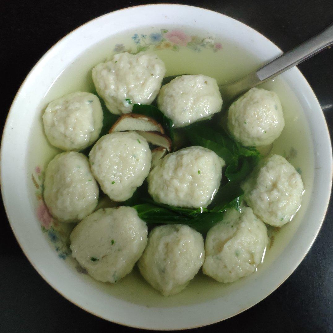 sunny1sunny2做的566自制草鱼鱼丸详细视频