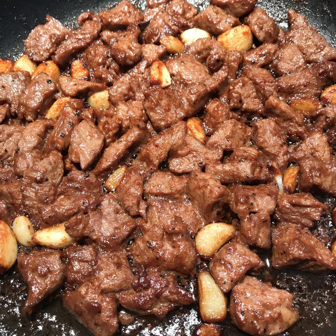 黑蒜子牛肉粒