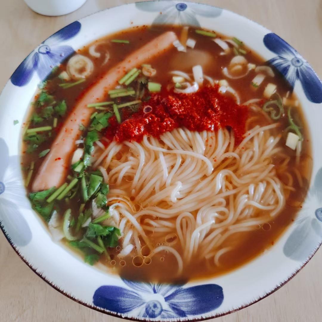 东北勃利热面-爱不释手的简易热汤面