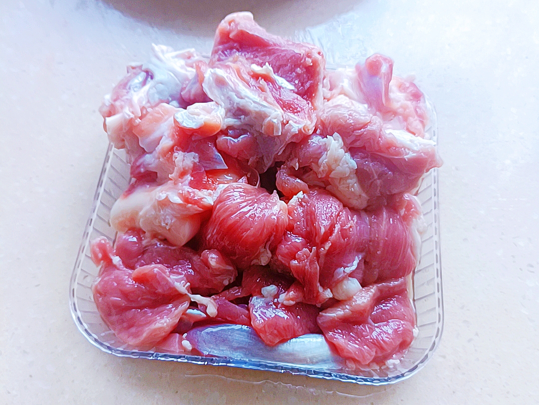 大冷天就想来一锅金汤酸菜粉条纯羊肉的做法 步骤2
