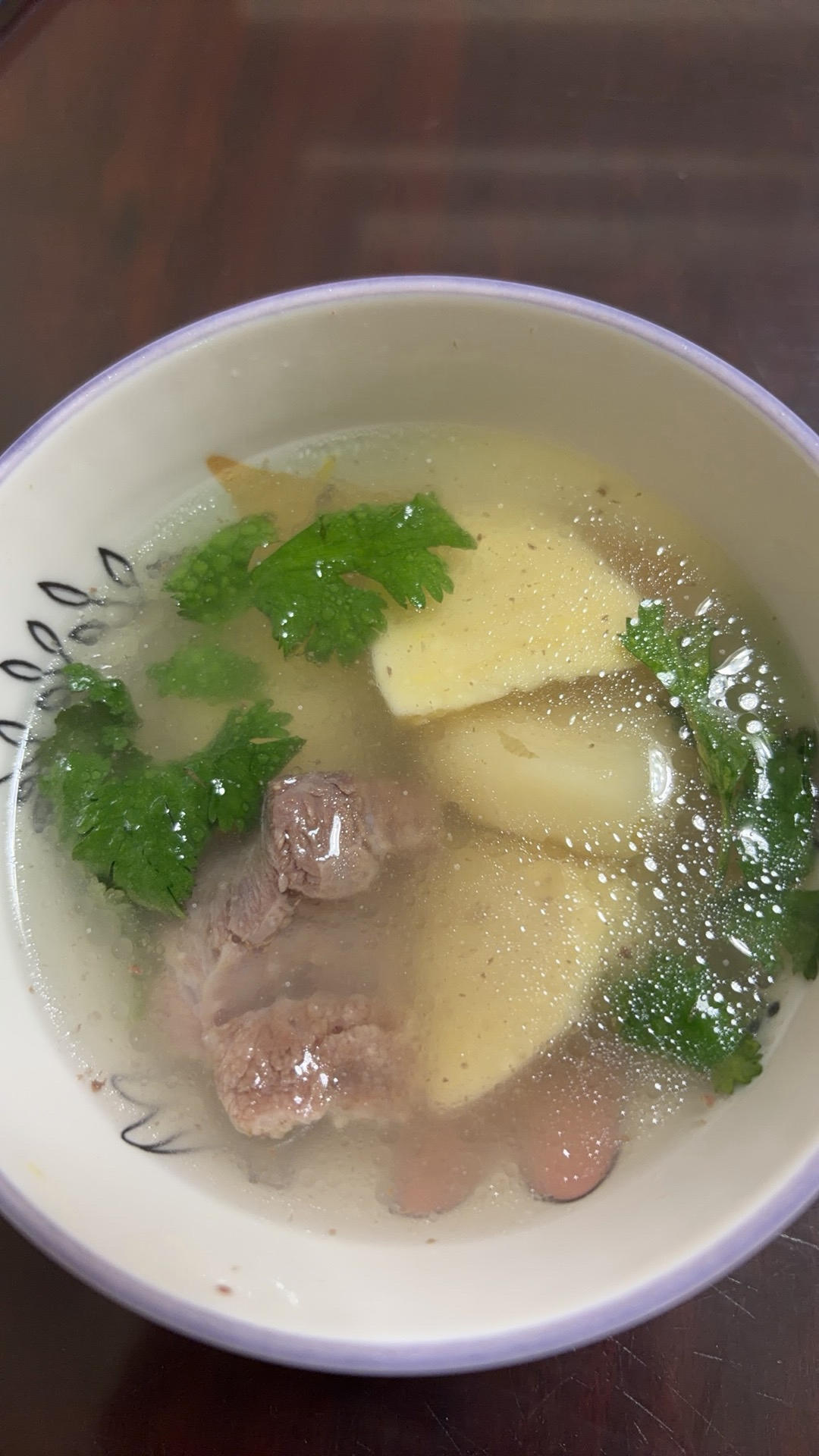 冬笋马蹄骨头汤