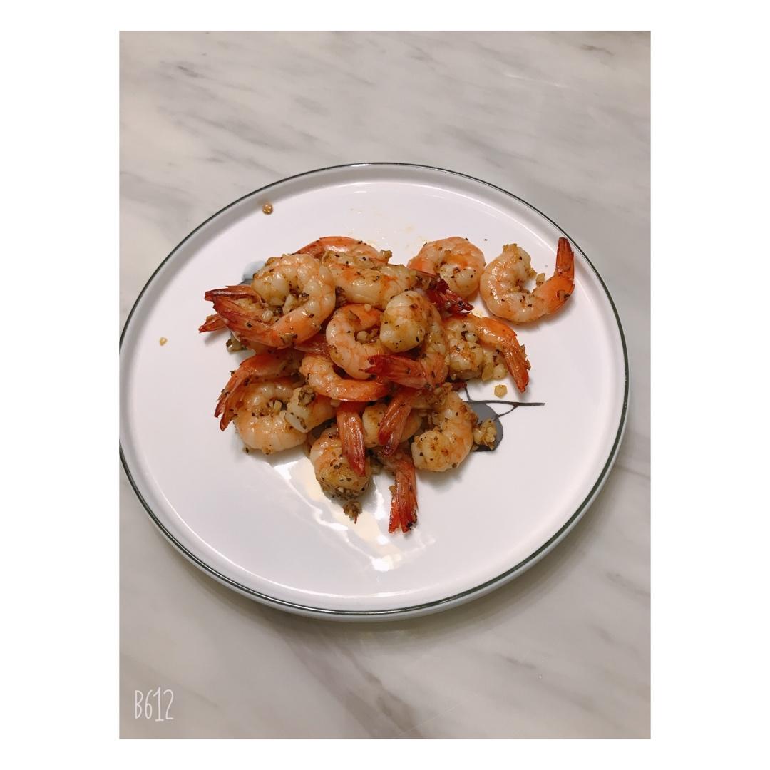 西芹虾仁炒腰果_西芹腰果炒虾仁_西兰花腰果炒虾仁
