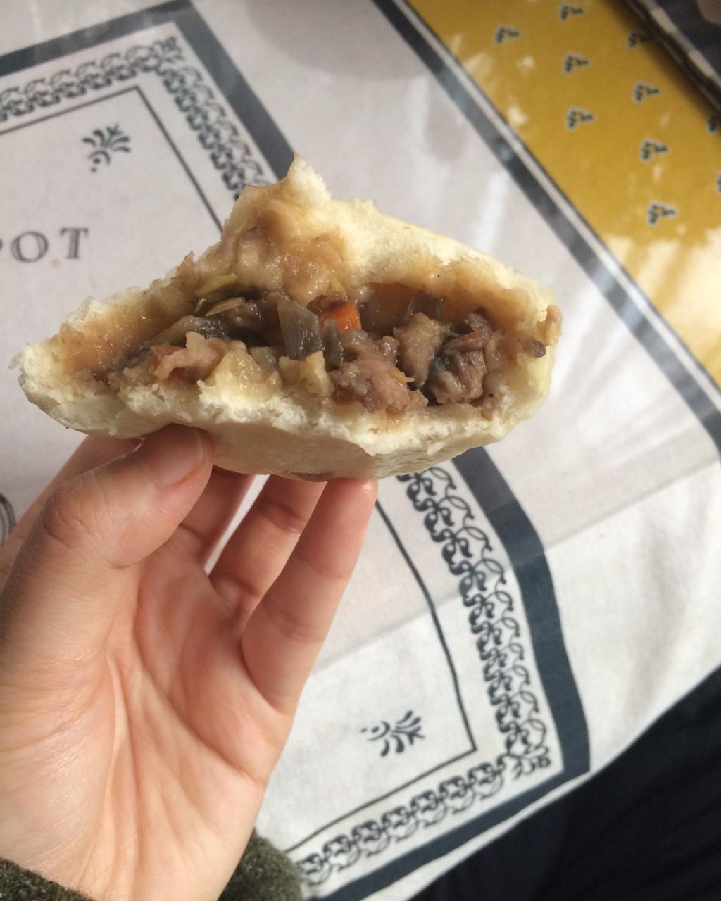 洋葱酱肉丁包子