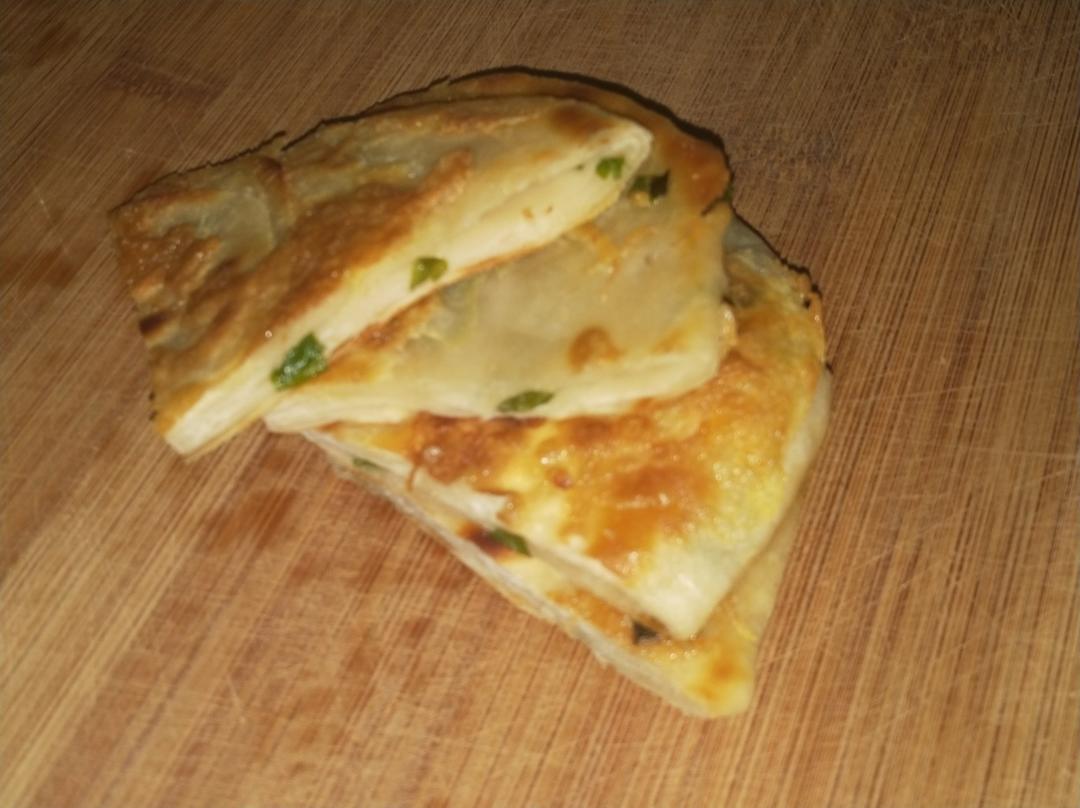 鸡蛋葱油饼                  （更新饼坯保存方法）