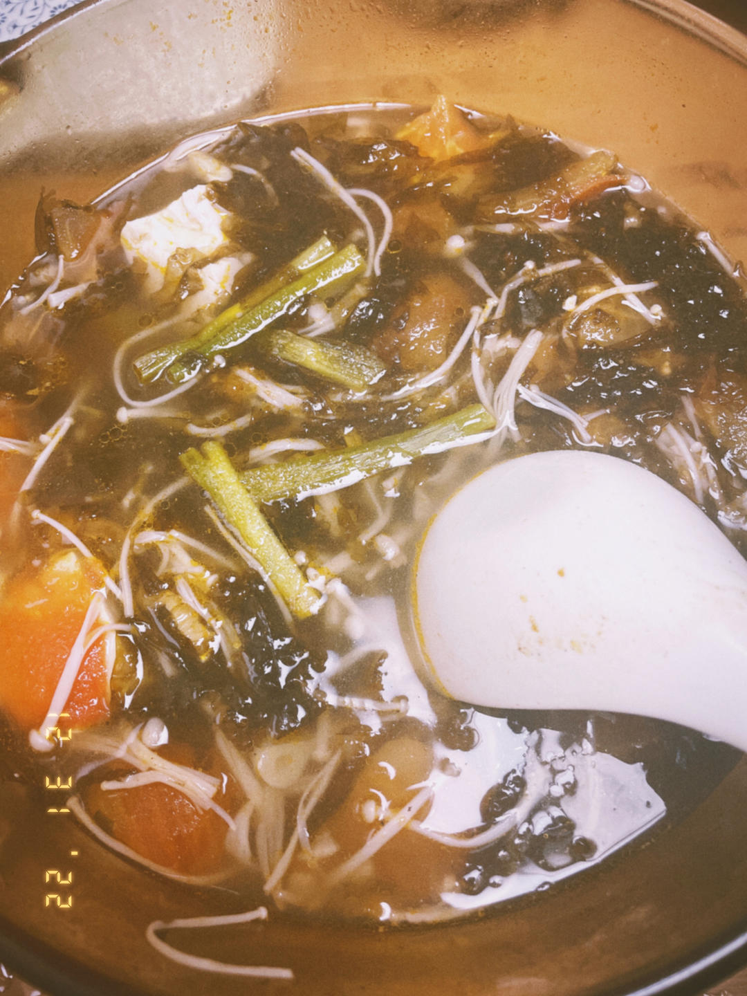 番茄豆腐金针菇汤