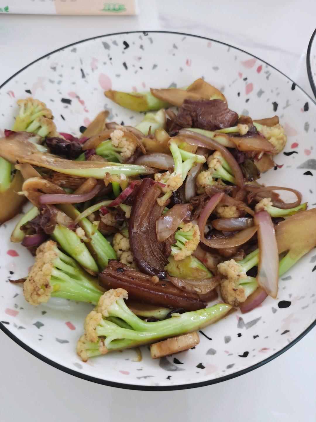 『湘菜界扛把子』|超级费米饭的干锅花菜