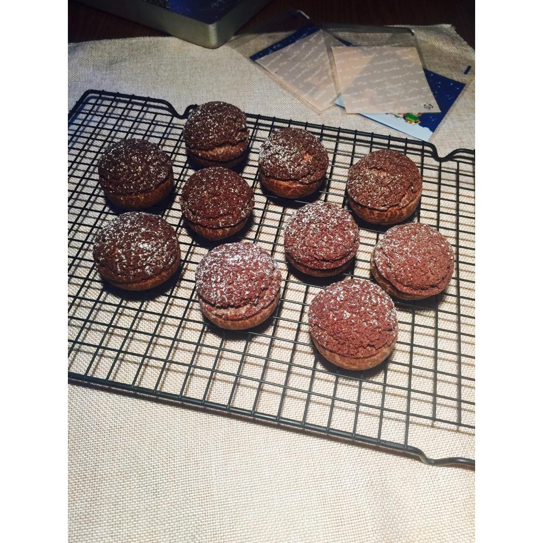 巧克力酥皮泡芙