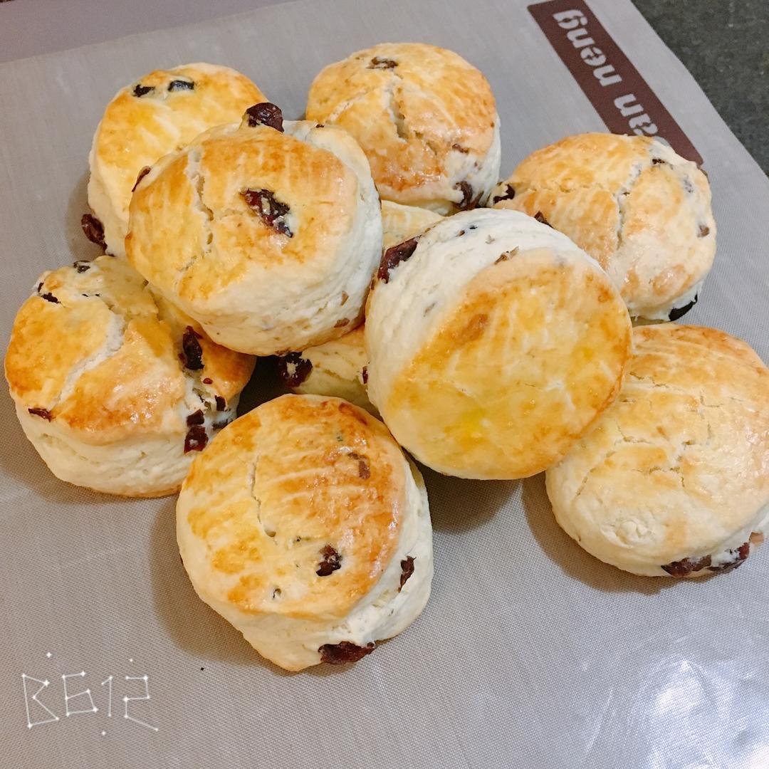 媲美星巴克的英式提子司康——德国Meggle黄油试用