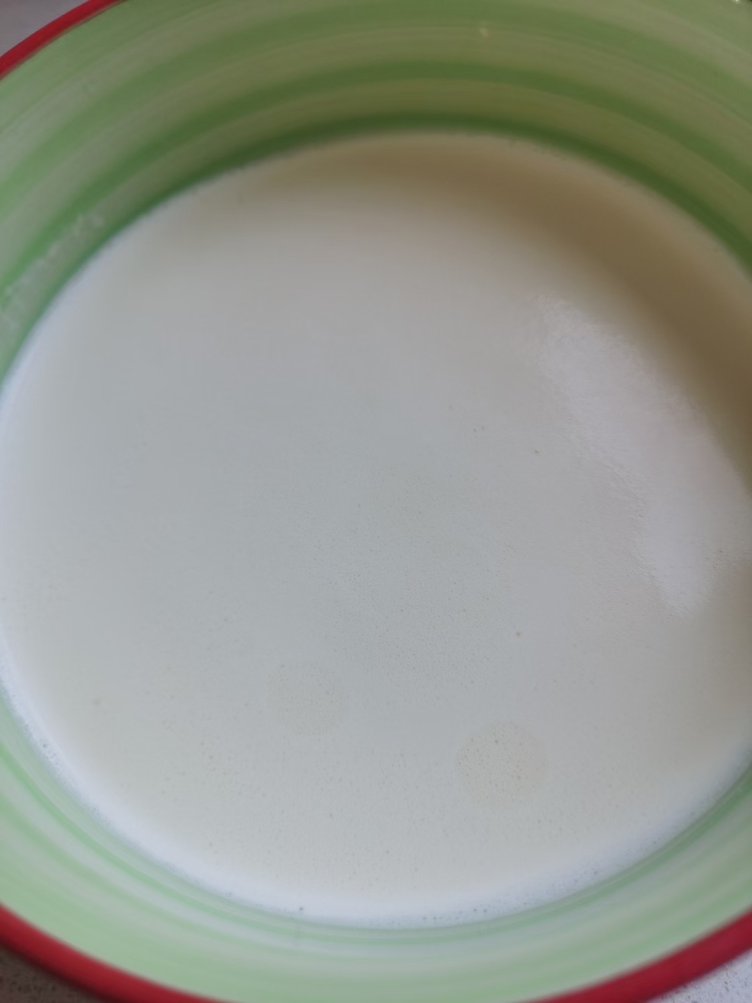 自制奶油，黄油奶粉版的做法 步骤2