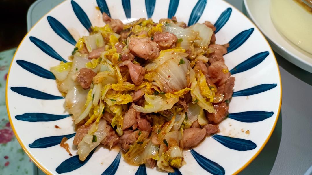 求你们都去做这个不加一滴水的娃娃菜焖鸡腿肉！！