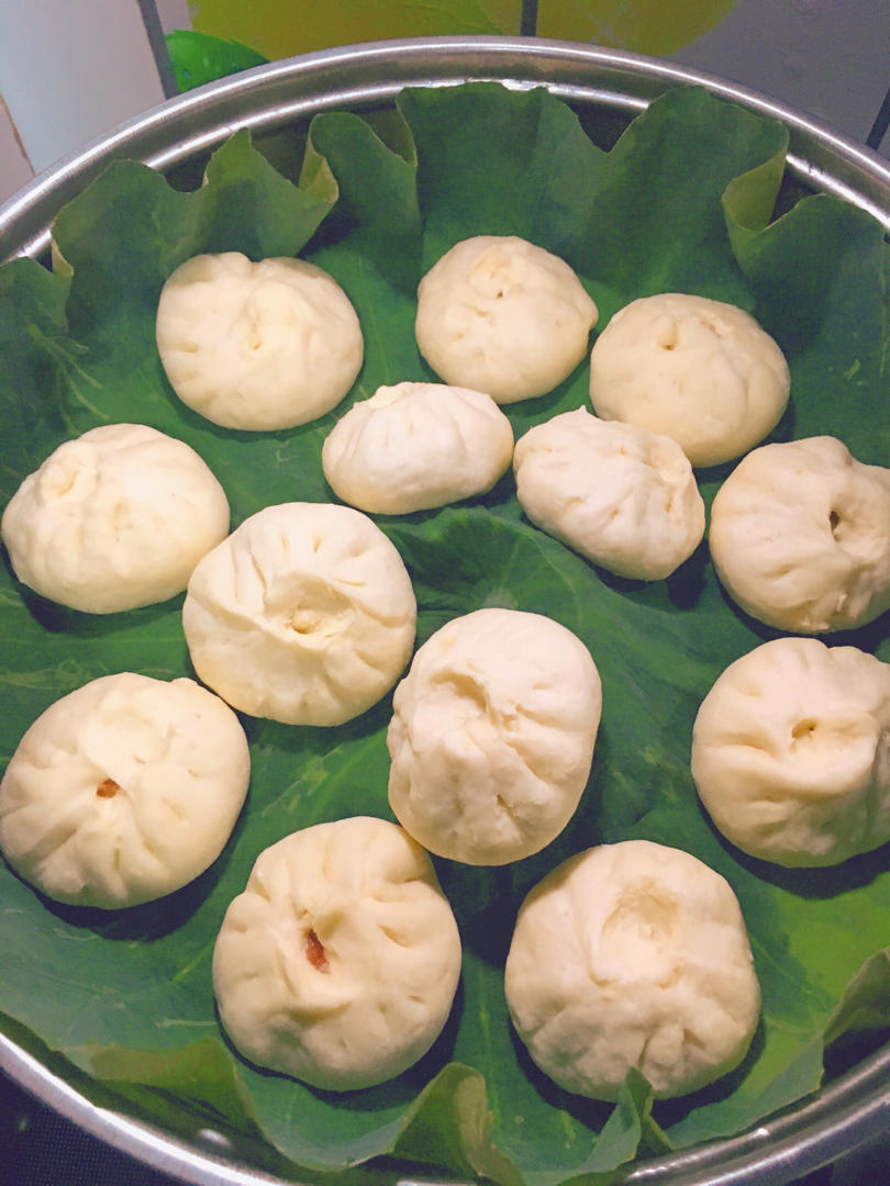 青花瓷17做的荷叶蒸包子
