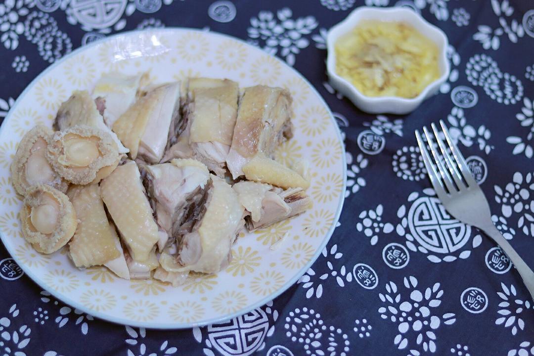 白切鸡（含蘸料做法）