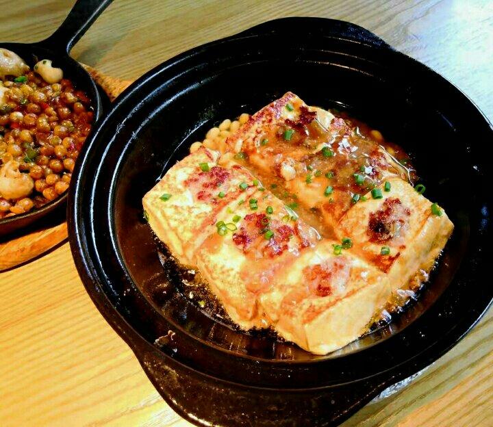 美景、美食、花花草草