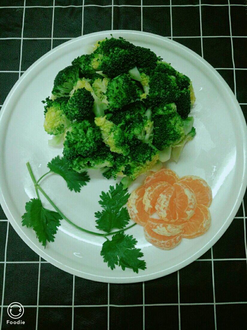 凉拌西兰花