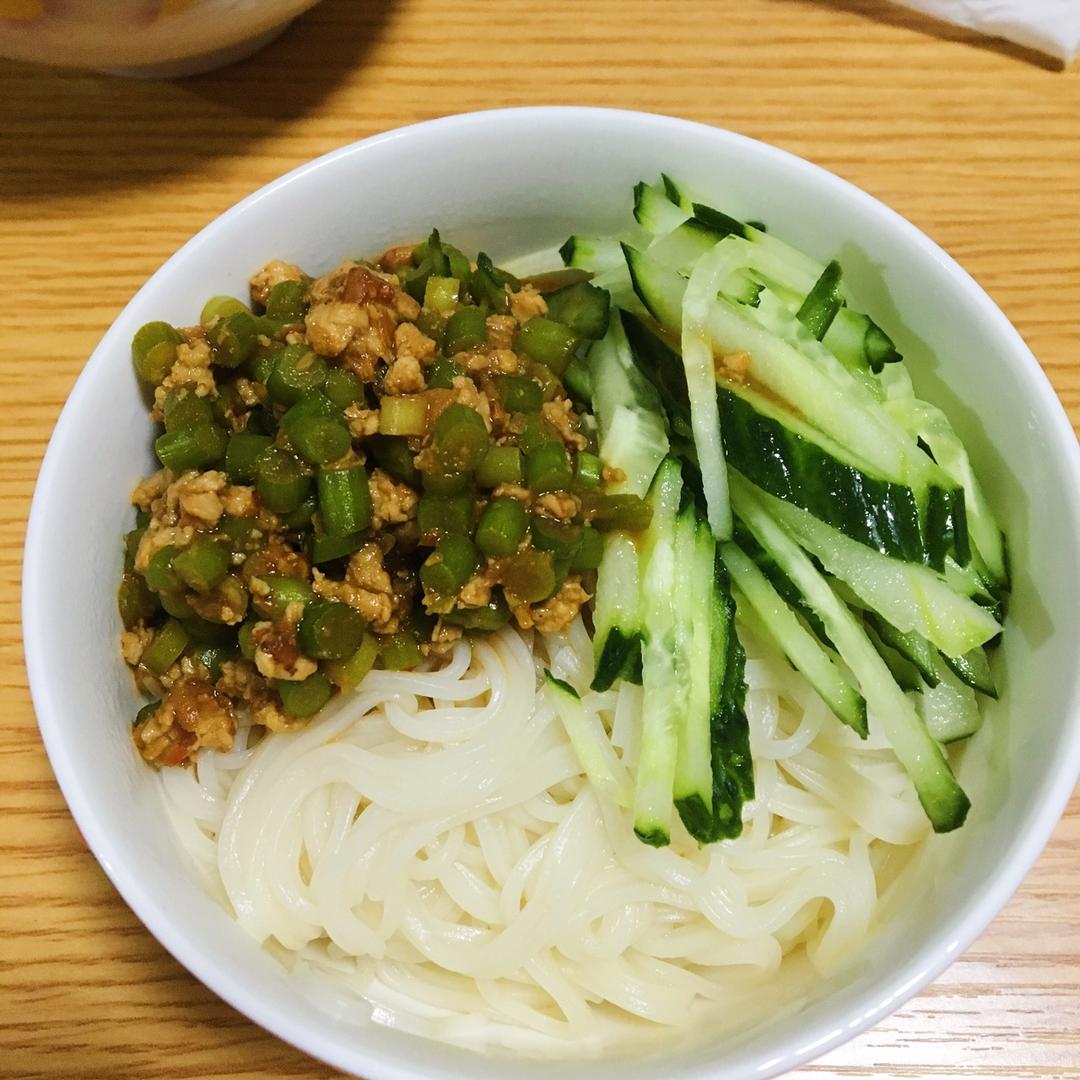 家乡味道，爸爸的炸酱面
