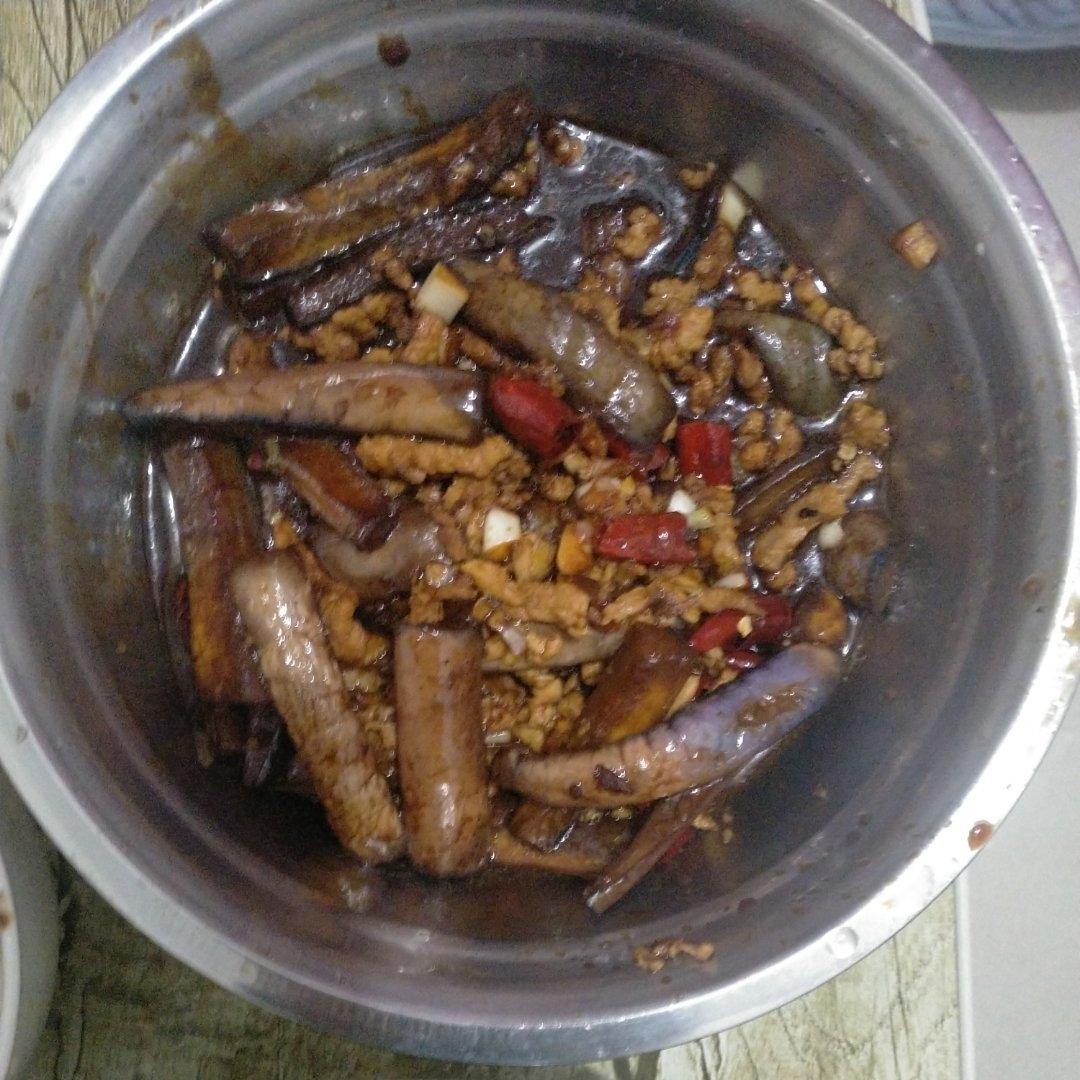 茄子不油炸的肉末茄子（好吃到💃💃👍👍）