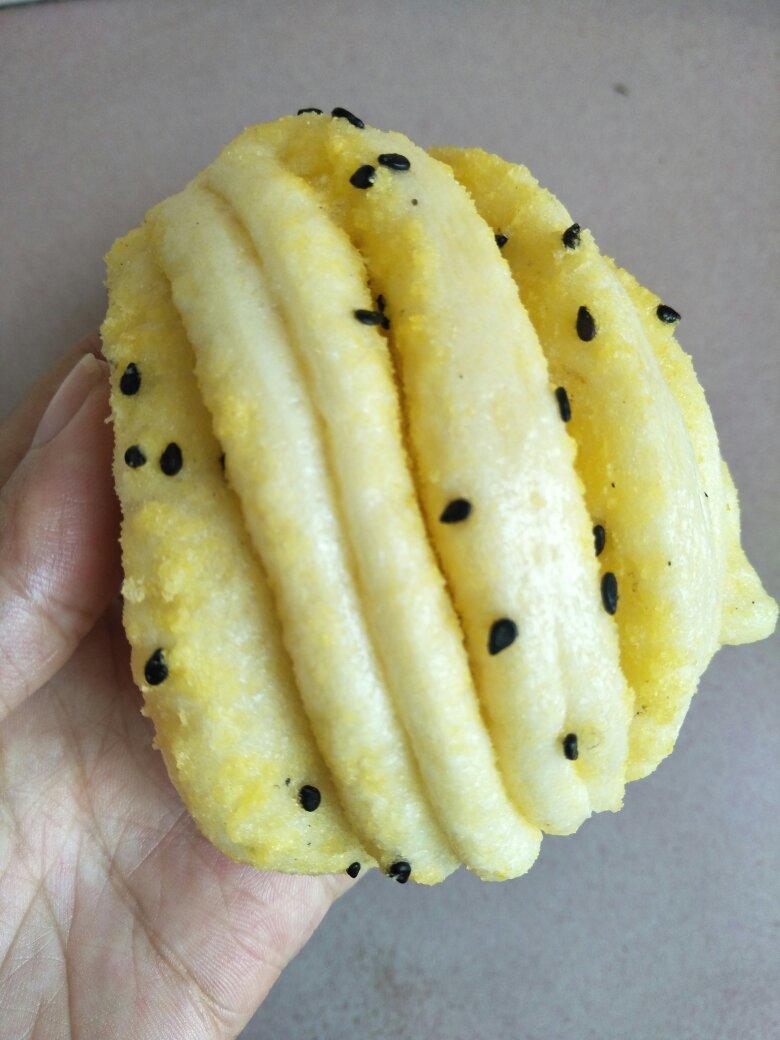 玉米面夹心花卷