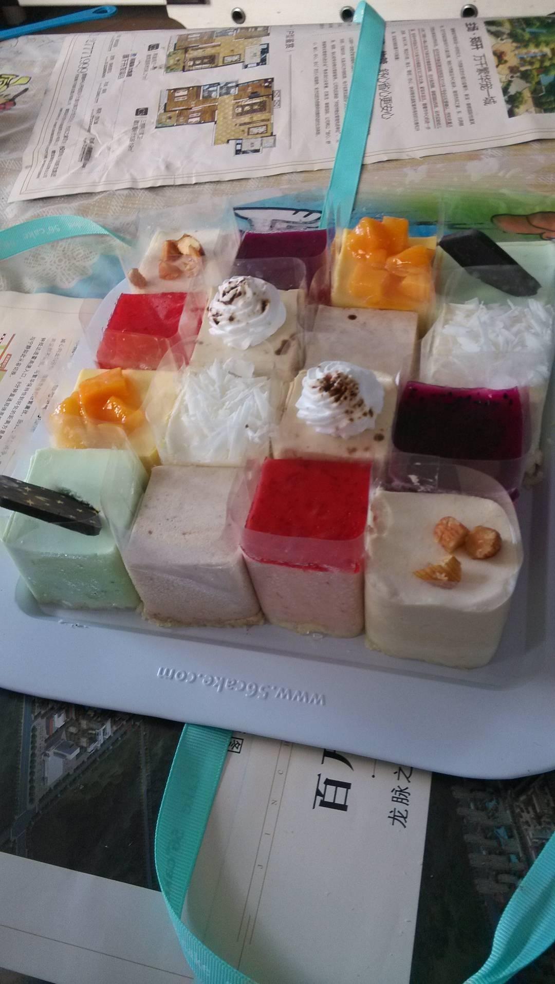 以后想吃回锅肉切记不要直接下锅炒，你就像我这样做，肥而不腻，香辣过瘾，好吃还下饭
