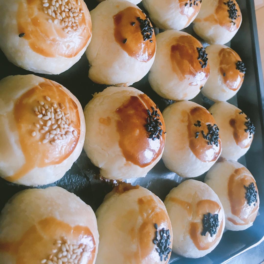 泳式鲜肉榨菜月饼