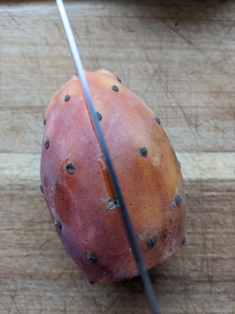 仙人掌果的正确打开姿势