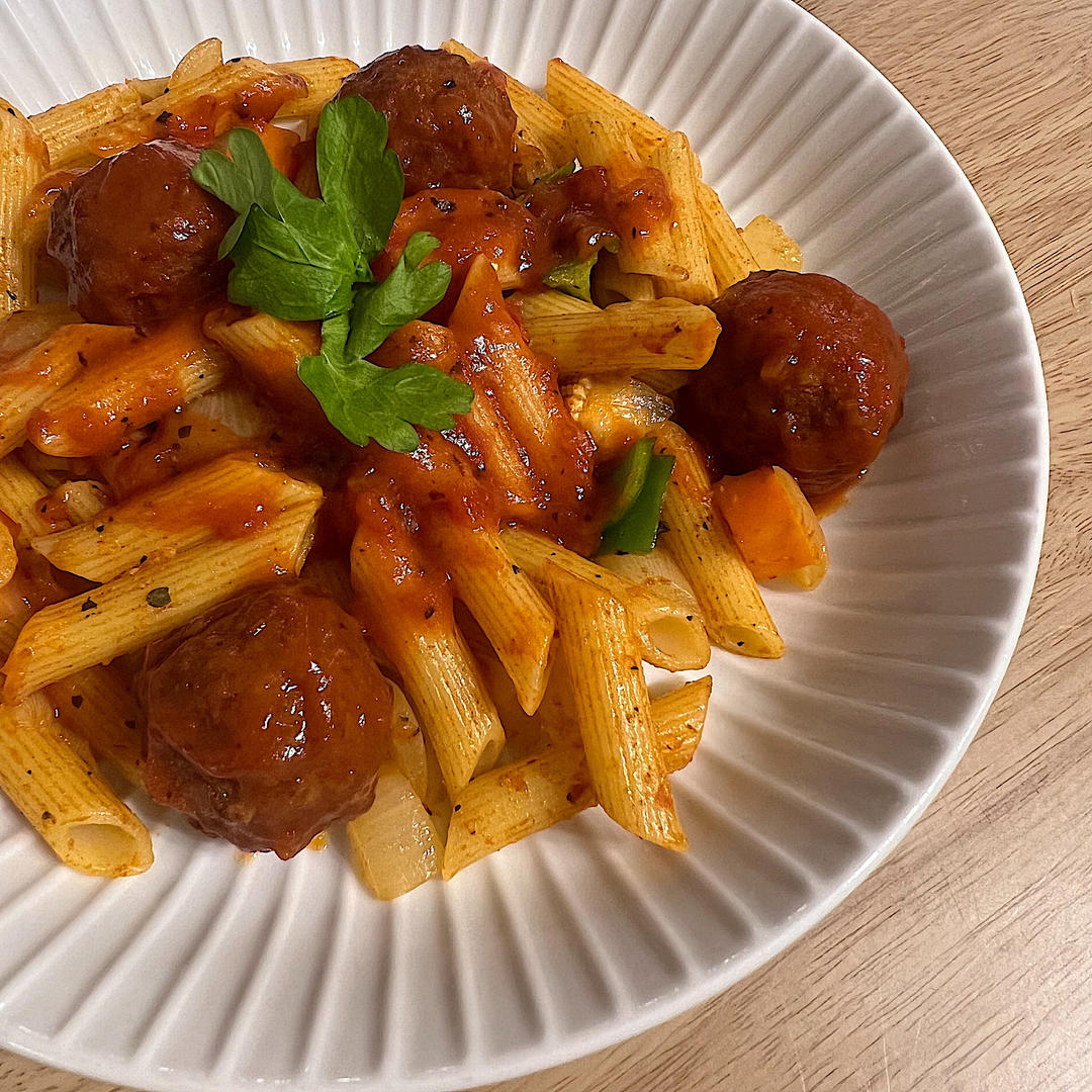 经典意大利面～～红酱牛肉丸意面（pasta with meatball）