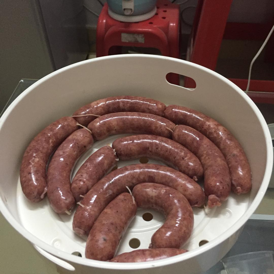 自制黑椒风味脆皮肠--多图详解手工灌肠