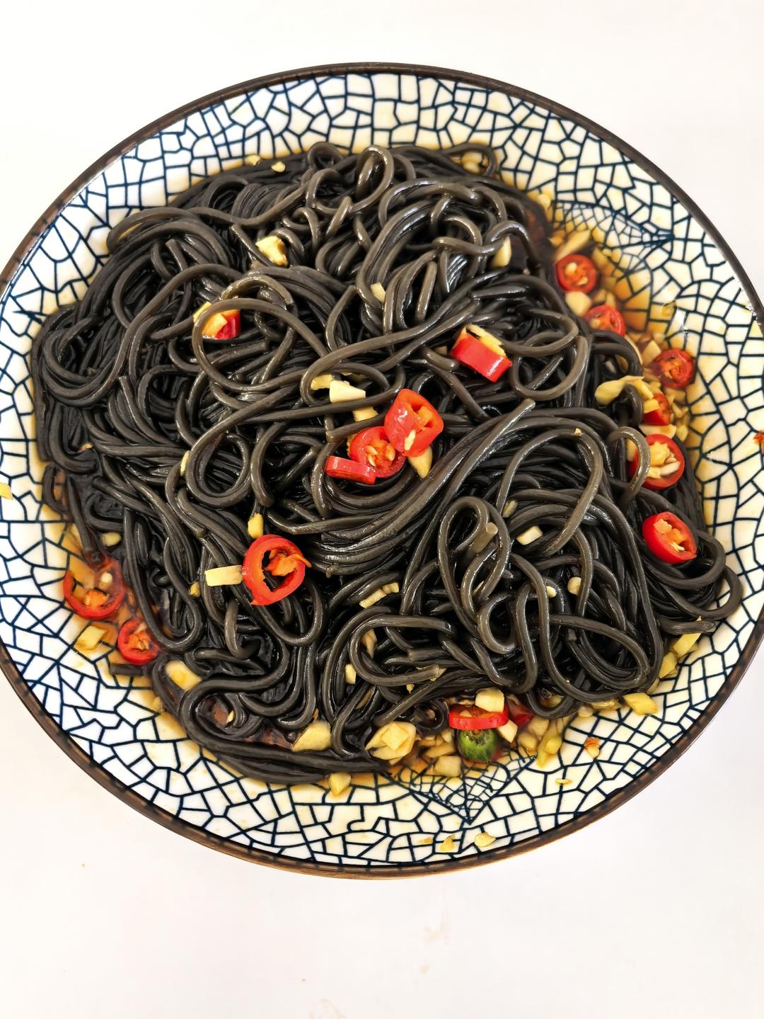 酸辣蕨根粉！