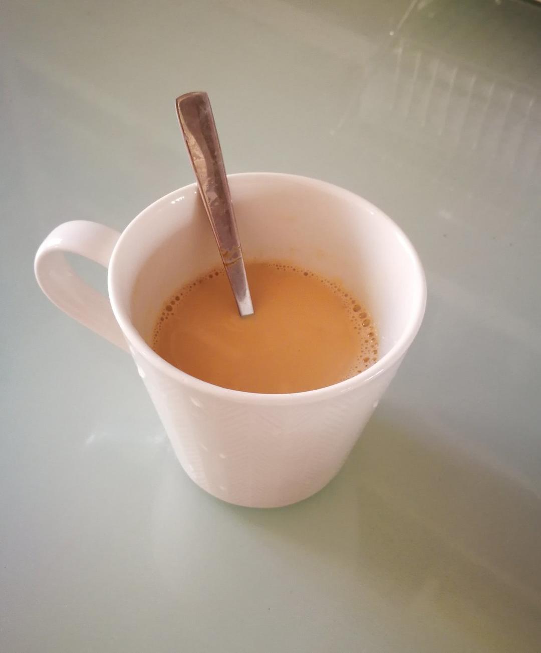 hellosy做的浓浓的锅煮奶茶