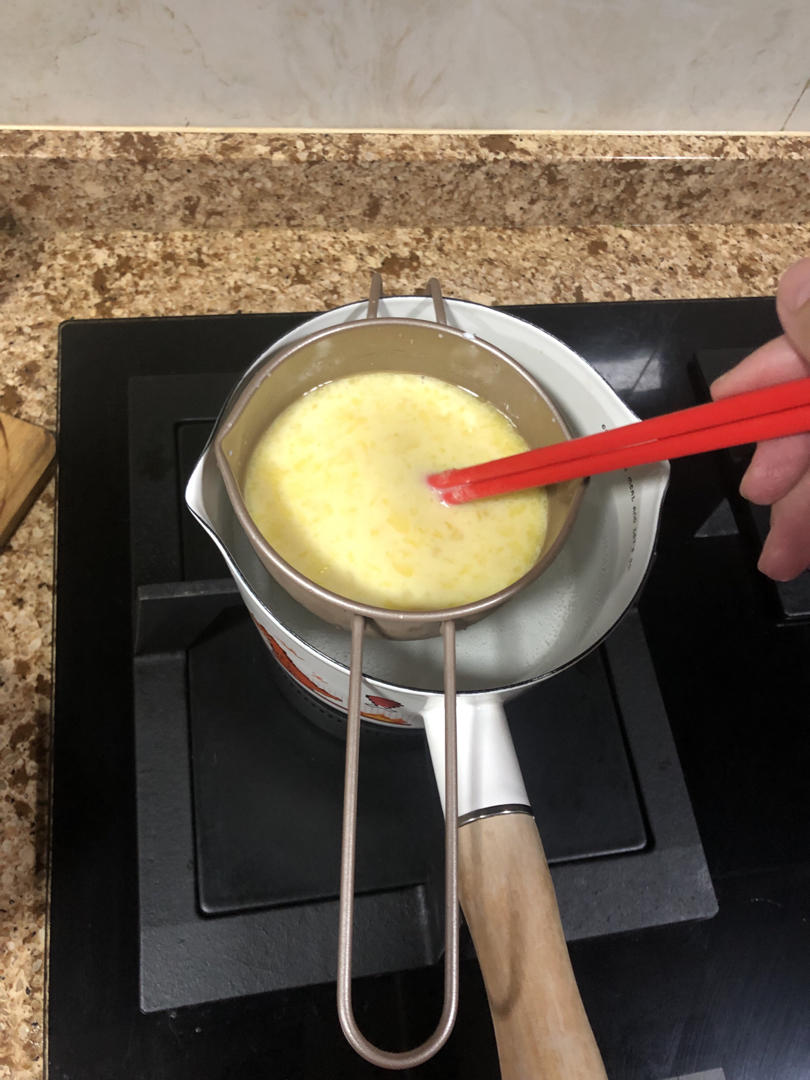 香香甜甜的奶黄馅（超级简单/和外面买的没差/无黄油）