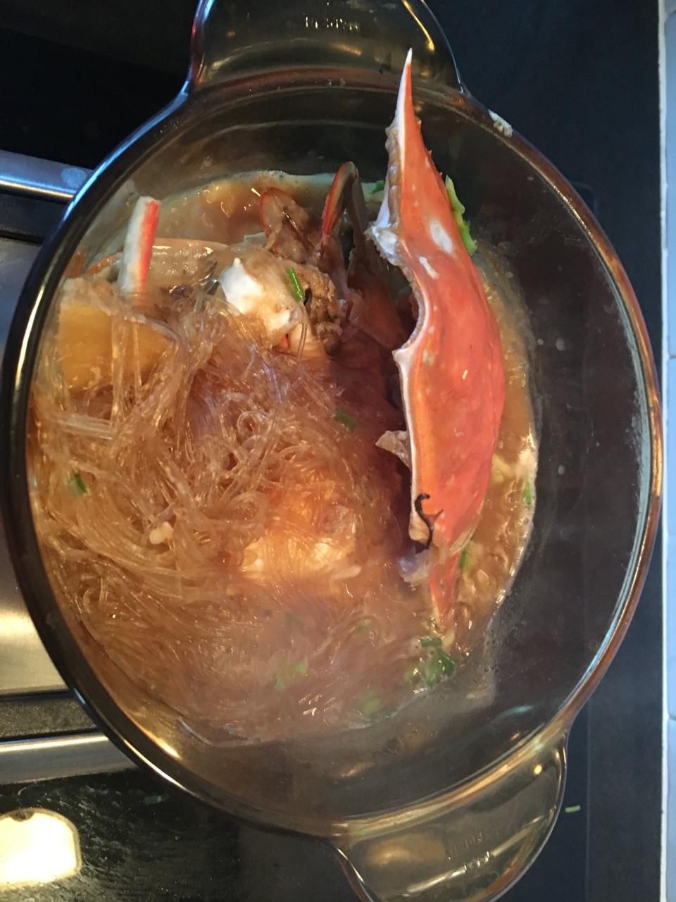 白蟹粉丝煲