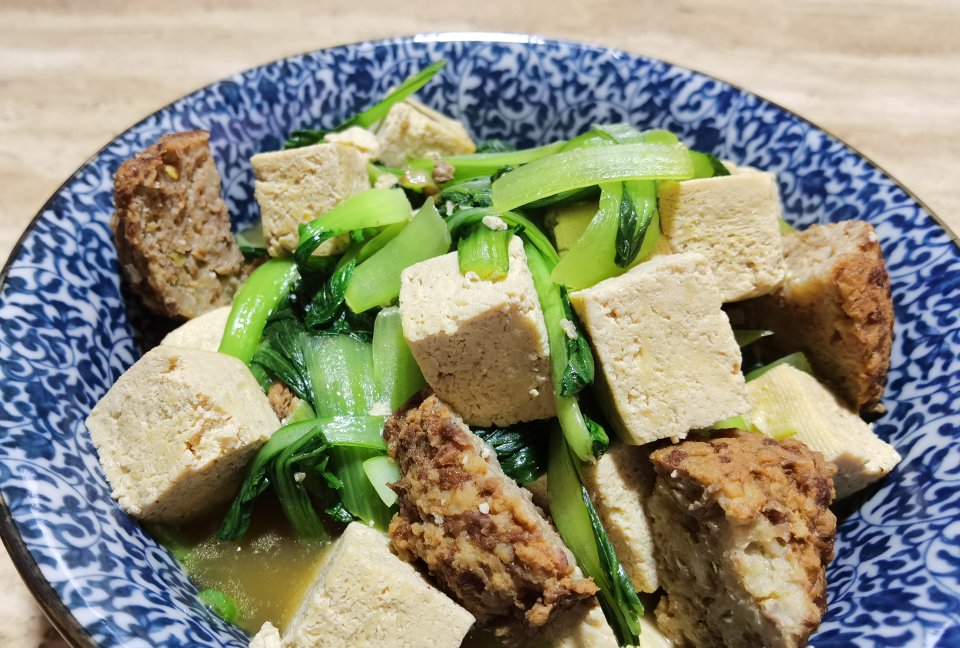 冻豆腐烧青菜