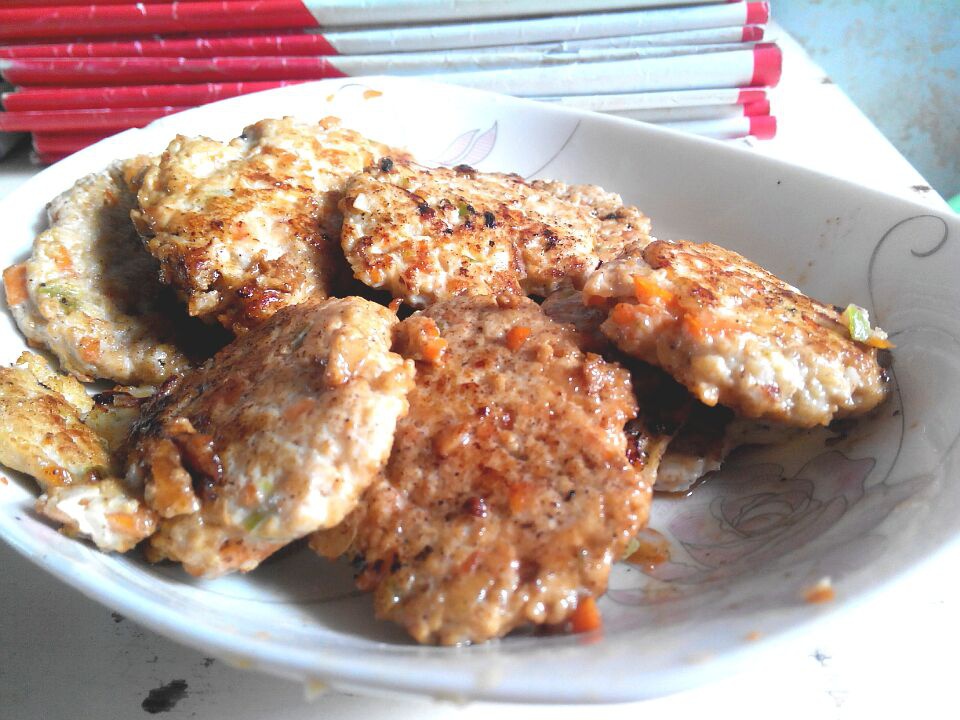 香煎鸡肉小饼