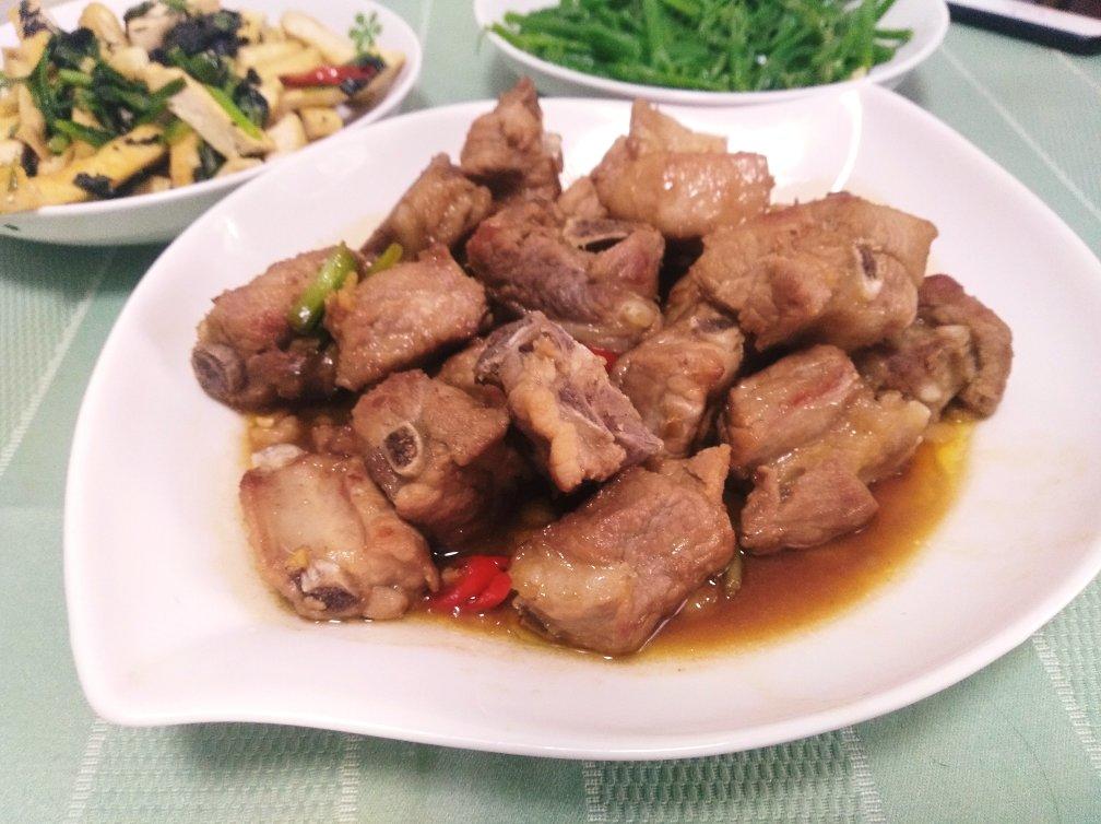 红烧排骨