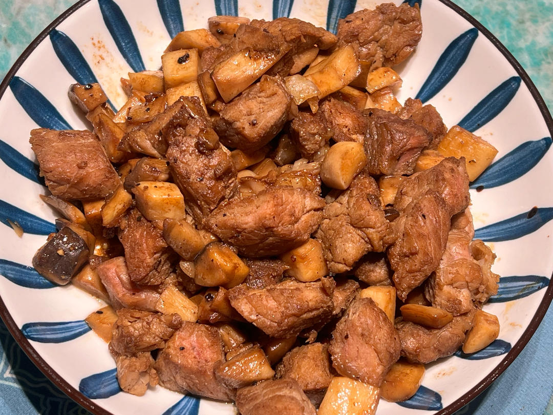 吃肉不长肉 黑椒牛排炒杏鲍菇