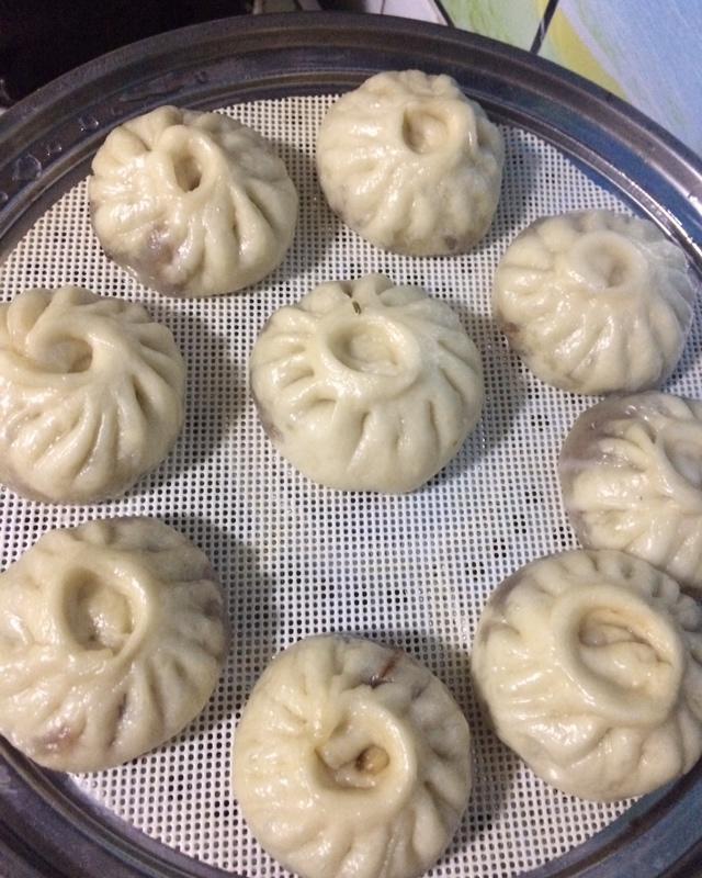 萝卜丝鲜肉包