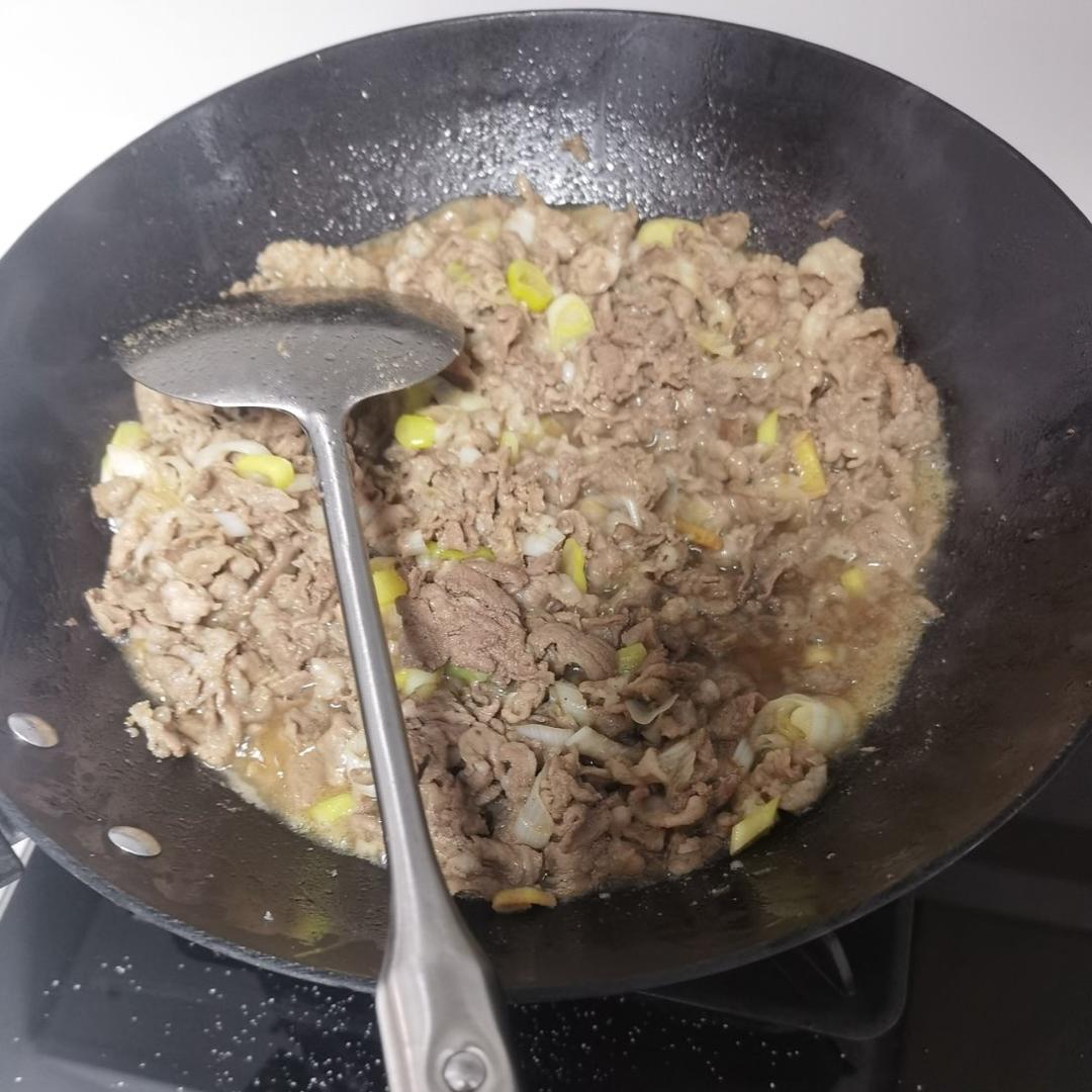 炒了20多年的葱爆羊肉