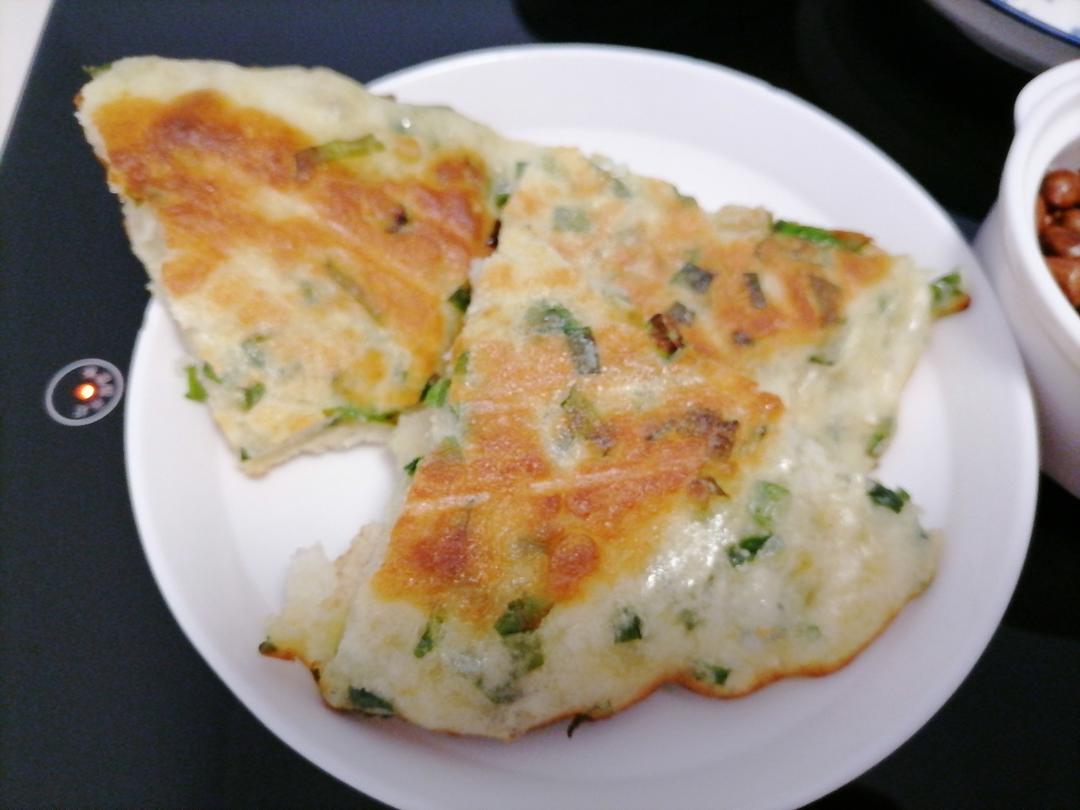 简单、不沾手的免揉隔夜发酵-宣软发面大饼（电饼铛-素食）